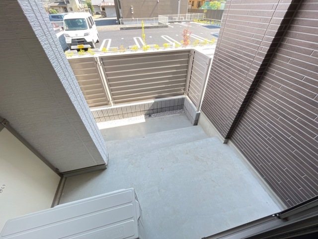 バルコニー　南東向きのインナーテラス♪