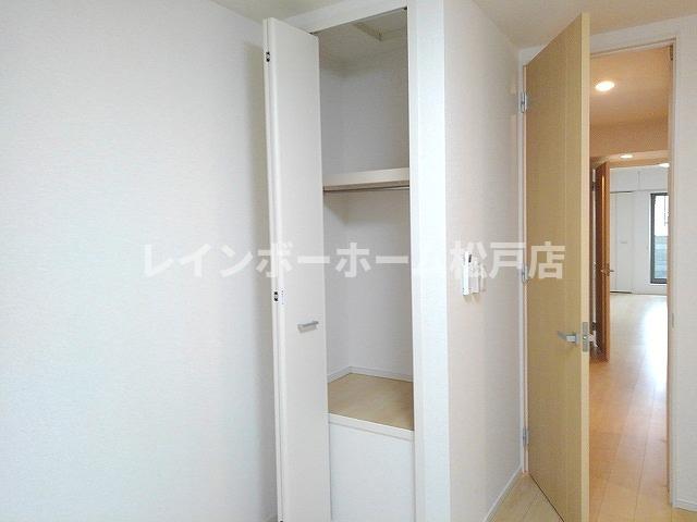 収納　ちょっとした収納スペースも充実しています