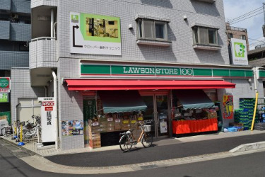 コンビニ　ローソンストア100　登戸新町店（コンビニ）まで222m