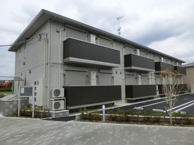 建物外観　人気の桜の里エリアです