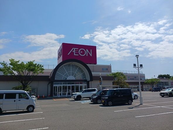 ショッピングセンター　イオン小松店（ショッピングセンター）まで2000m