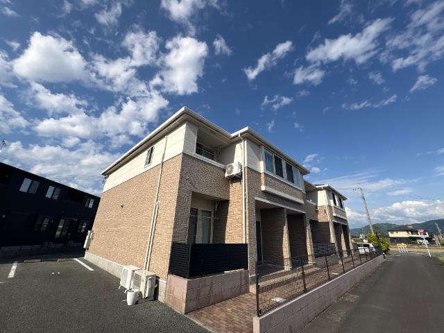 建物外観　外観写真（昼）