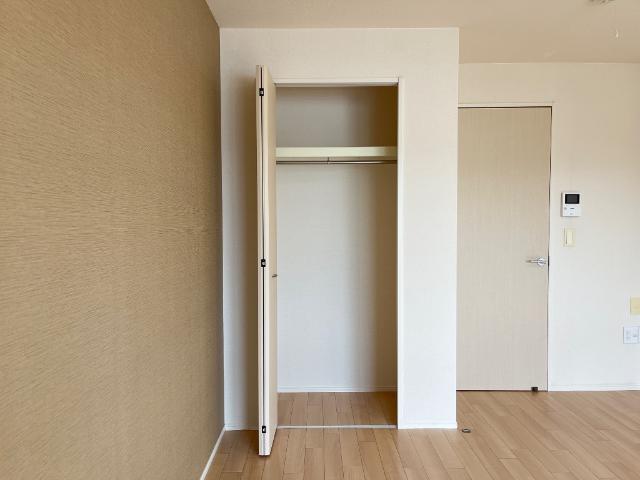収納　クローゼット