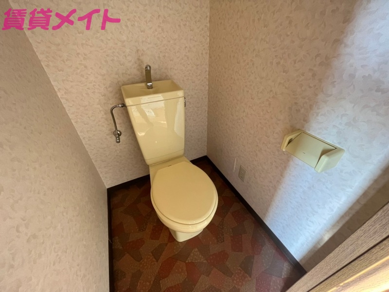 トイレ　同物件別部屋