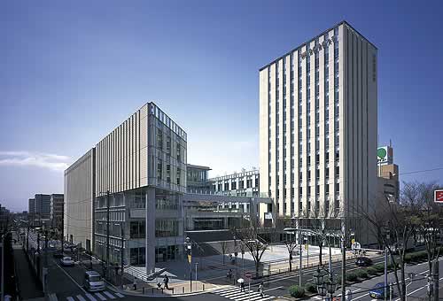 大学・短大　私立流通経済大学新松戸キャンパス（大学・短大）まで980m