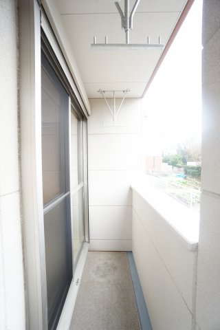 バルコニー　※同物件・同タイプの写真です。