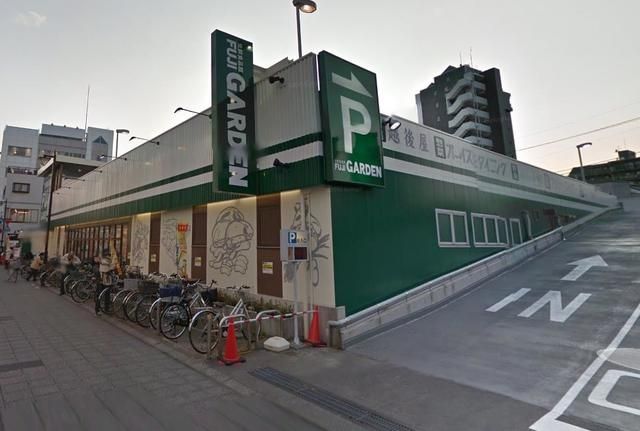 スーパー　ワタナベストアー春日部店（スーパー）まで725m