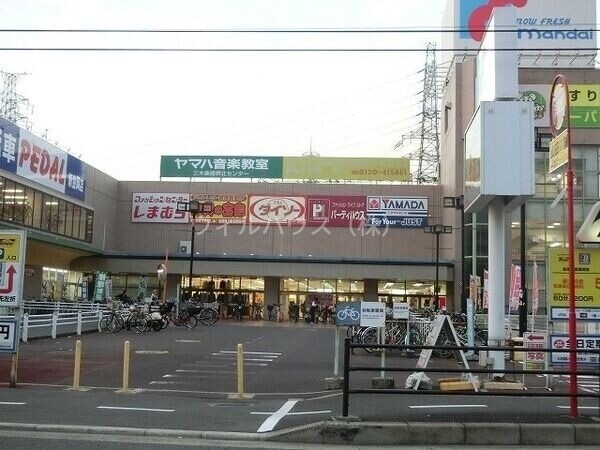 スーパー　万代金岡店（スーパー）まで881m