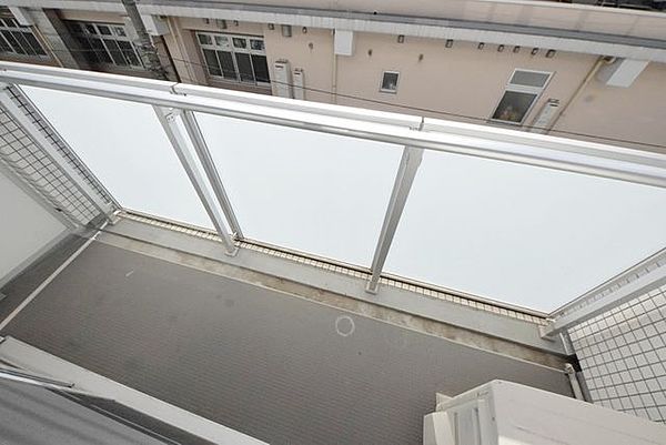 バルコニー　※別部屋の参考写真です。