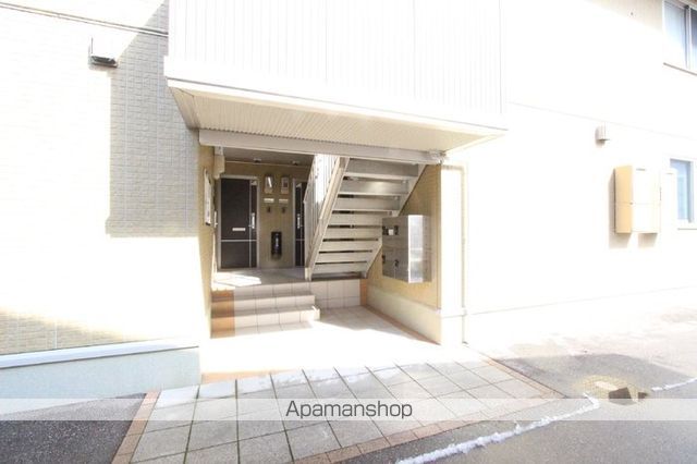 ＩＲいしかわ鉄道 金沢駅 バス乗車時間：10分 最寄りバス停で下車 徒歩26分 2階建 築15年の外観写真