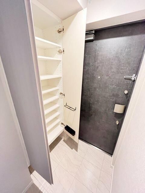 収納　たっぷりとした収納スペースです
