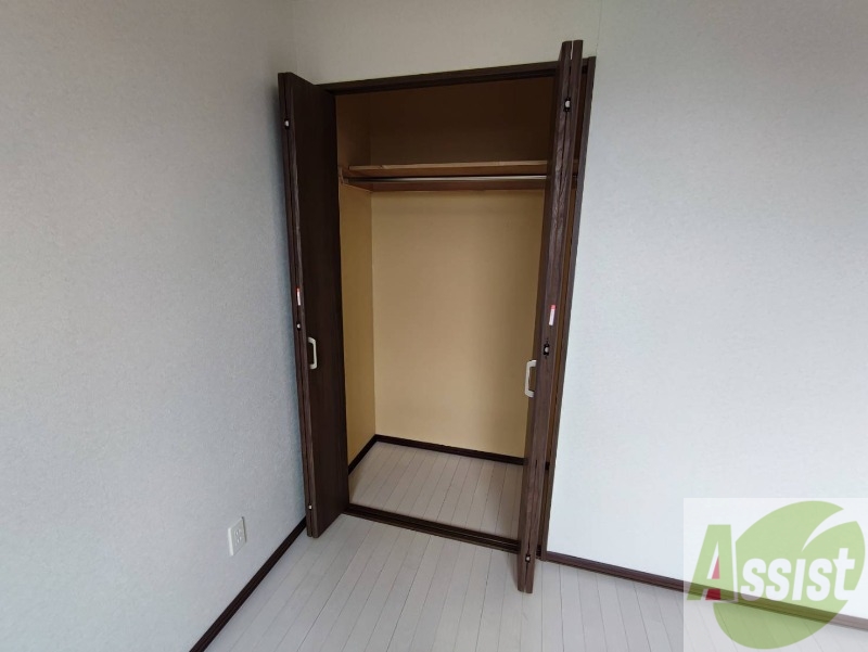収納　収納もバッチリあるのでお部屋が片付きますよ！