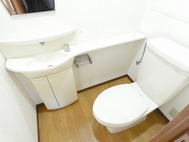 地下鉄谷町線 阿倍野駅 徒歩5分 12階建 築28年のトイレ写真