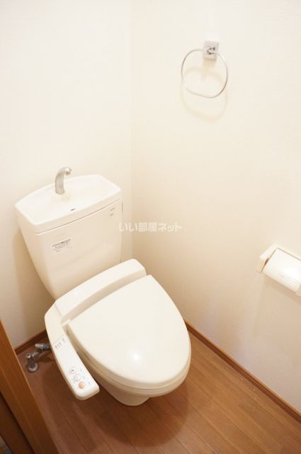 サンビレッジカシオペア D棟のトイレ写真