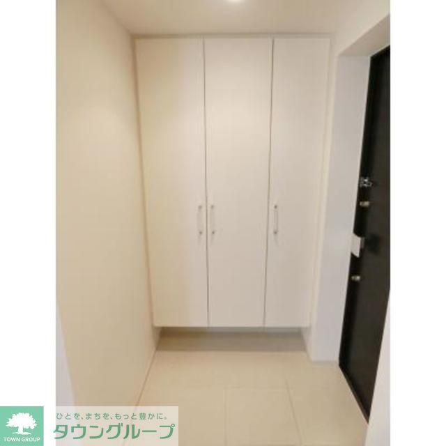 玄関　※写真は同タイプ住戸です。