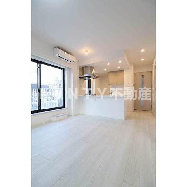 居室・リビング　居間です
