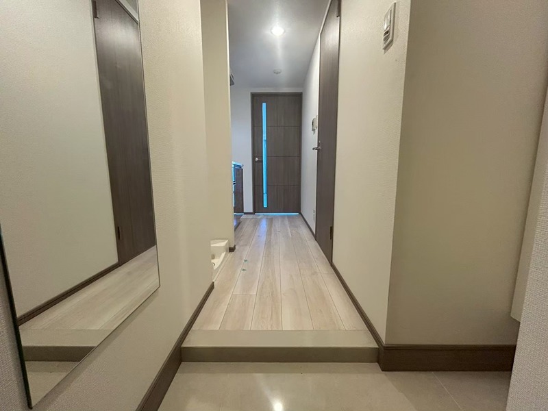 玄関　同シリーズ別部屋