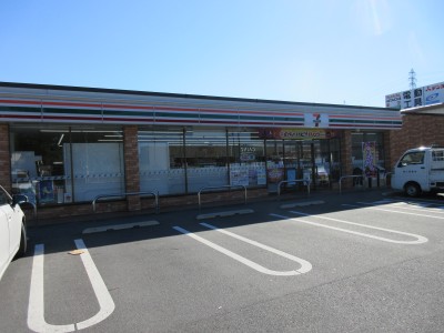 コンビニ　セブンイレブン玉村角渕店（コンビニ）まで175m