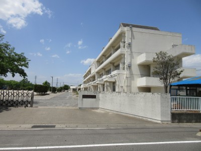 小学校　玉村町立南小学校（小学校）まで491m