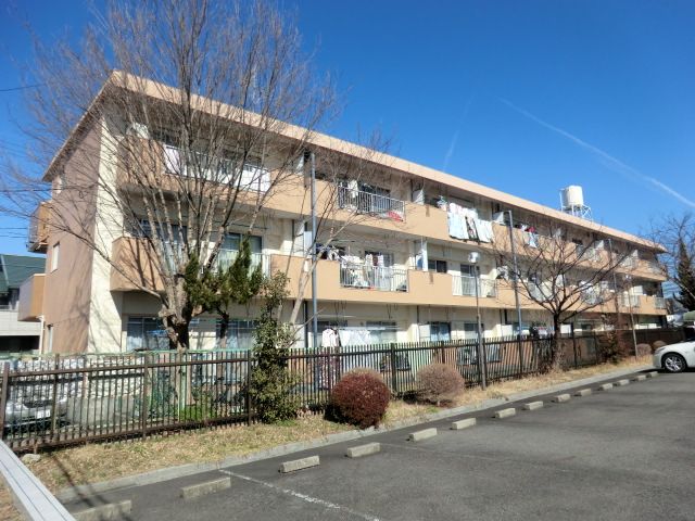 名古屋市守山区小幡のマンションの建物外観