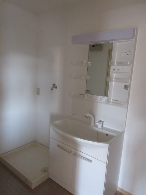 洗面設備　洗面化粧台+室内洗濯機置場