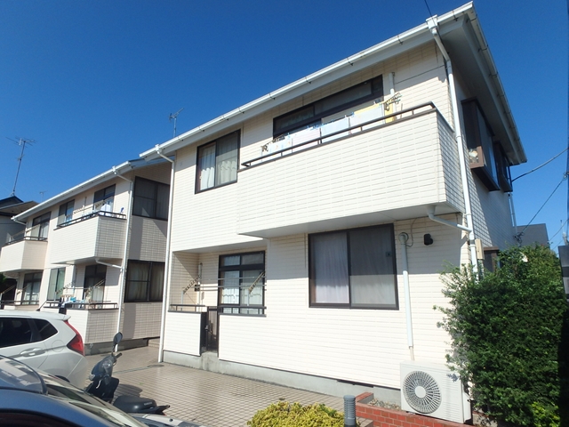 建物外観　●隣接する住戸がない快適なお部屋♪♪