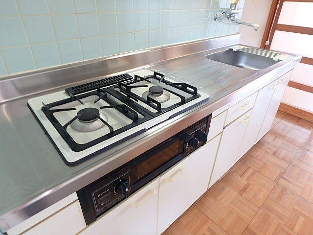 キッチン　[サンフラワー202の内装]ｂｙアメニティハウス