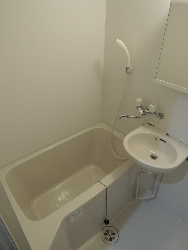 バス・シャワールーム　風呂