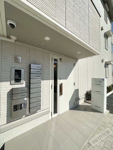 エントランス　防犯カメラ・オートロック・アルソック完備