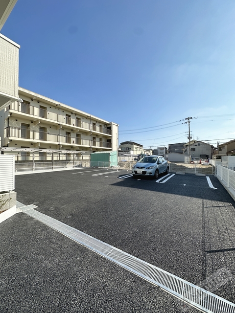 駐車場　広々とした駐車場です♪♪