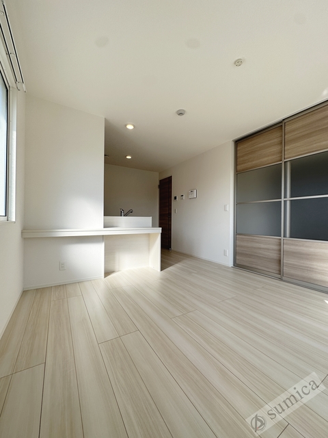 居室・リビング　ネットは無料で利用可能です♪♪