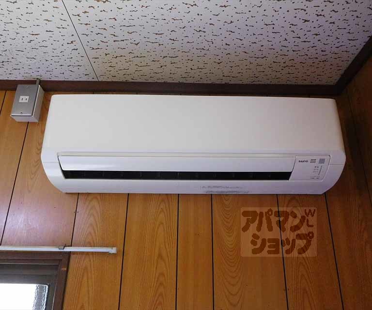 その他設備　エアコン装備