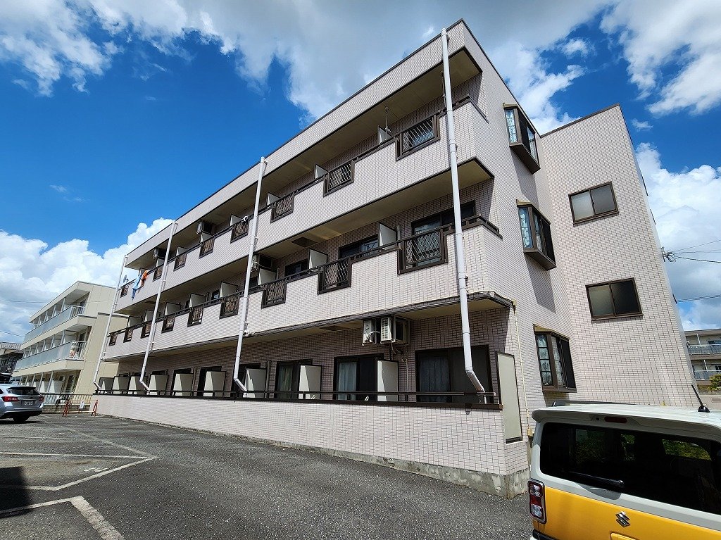 建物外観　全室南向きのブライトンハイム　ＮＴＴインターネット対応