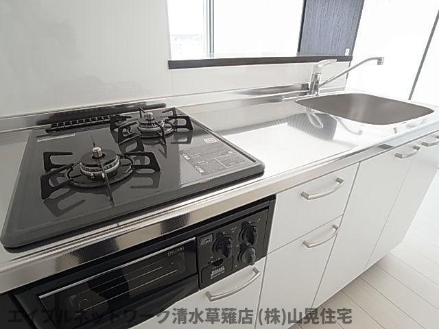 キッチン　キッチンでお料理をお楽しみください