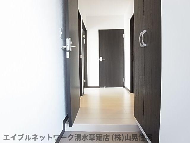 玄関　ゆったりとした玄関です