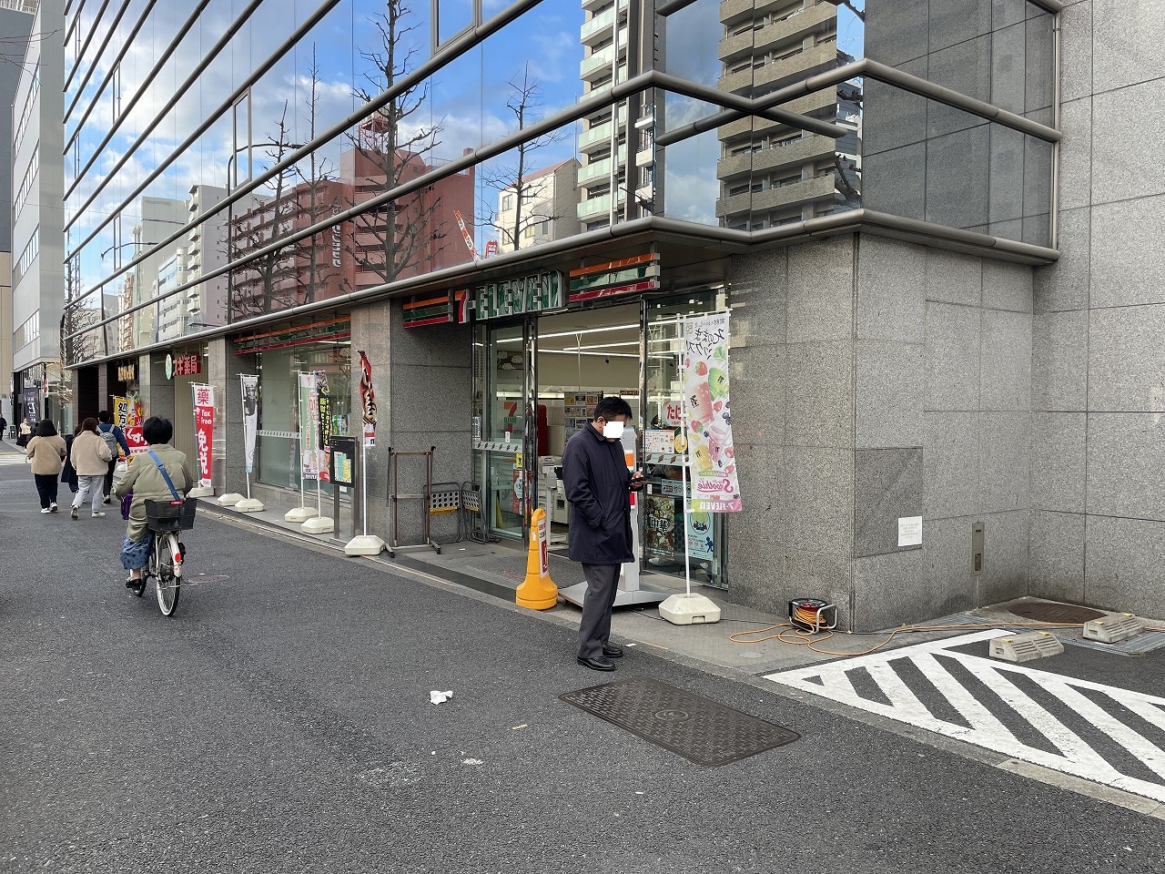 コンビニ　セブンイレブン小石川白山通り店（コンビニ）まで58m