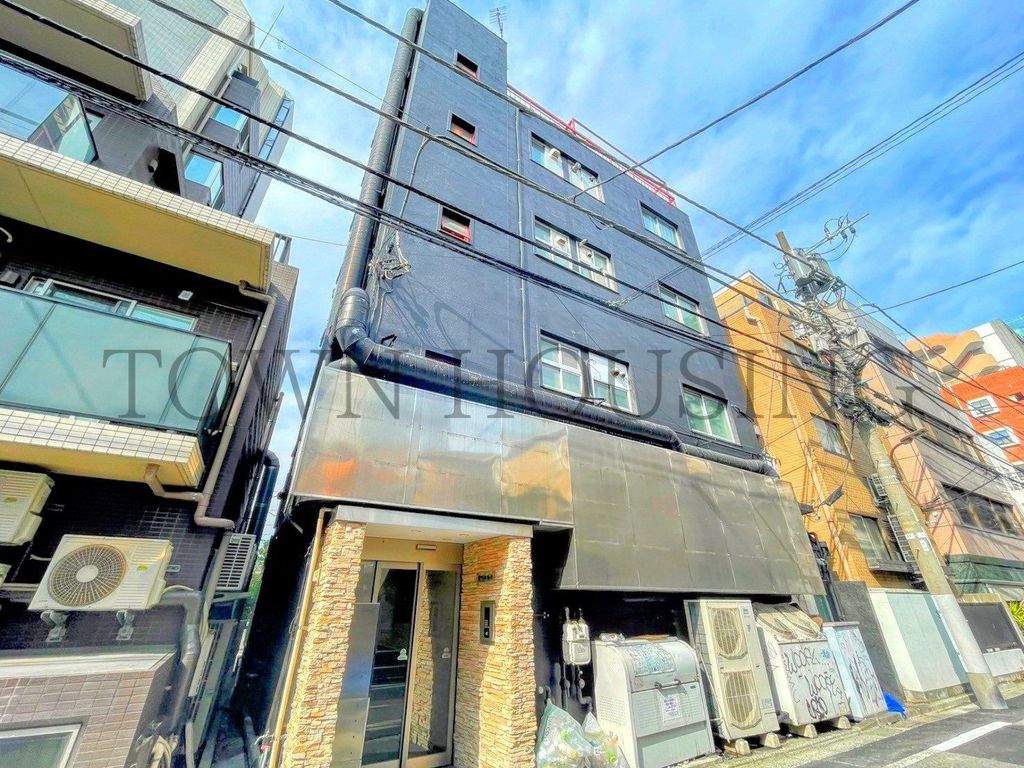 東京都港区西麻布１（アパート）の賃貸物件の外観