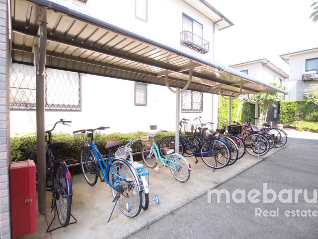 駐車場　駐輪スペース