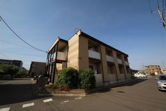 ふじみ野市駒林元町のアパートの建物外観