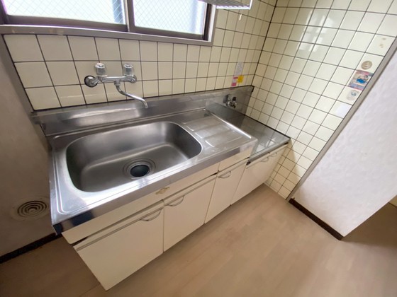 キッチン　別部屋の写真