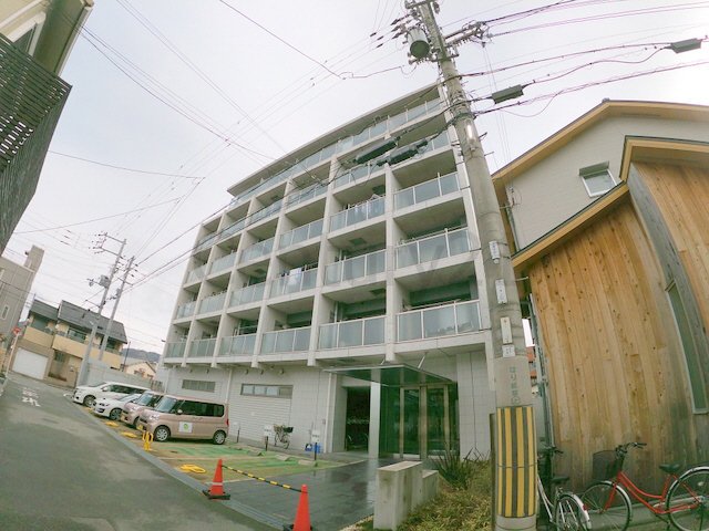 【ホープ池田満寿美町の建物外観】