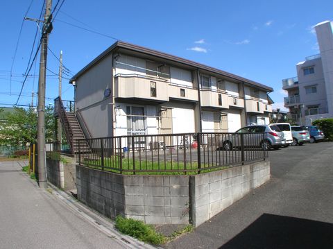 サンハイツ東川口C棟の建物外観