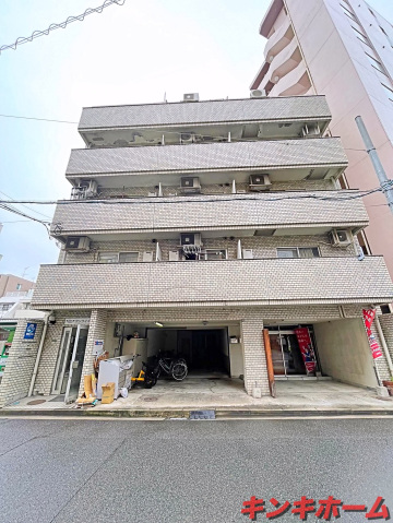 広島市中区竹屋町のマンションの建物外観