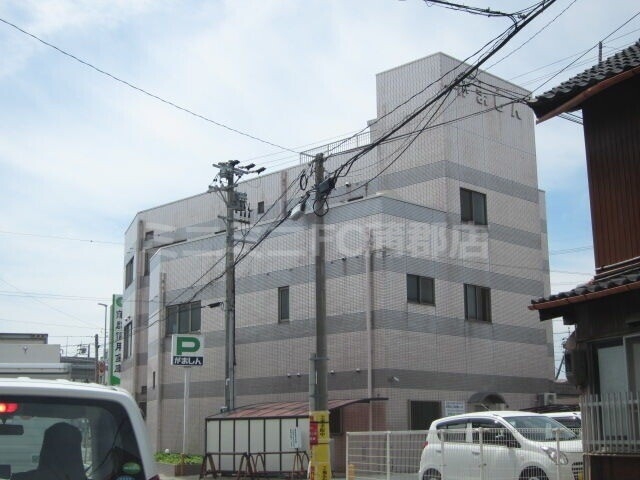 銀行　蒲郡信用金庫三谷支店（銀行）まで377m