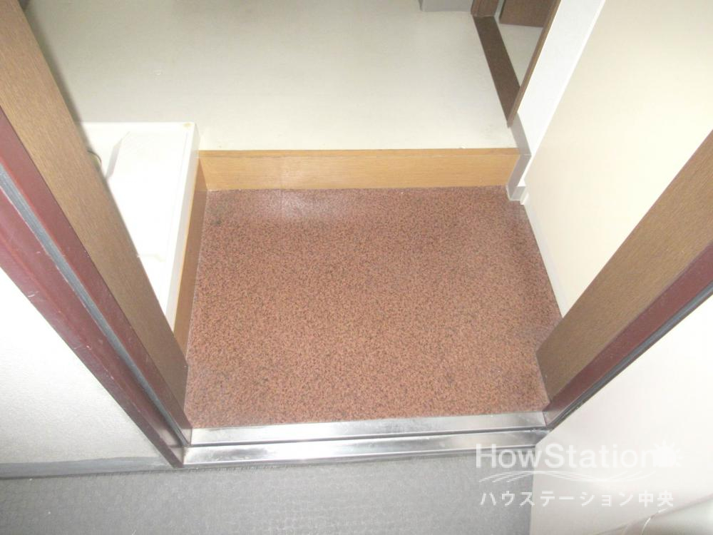 玄関　他号室参考写真