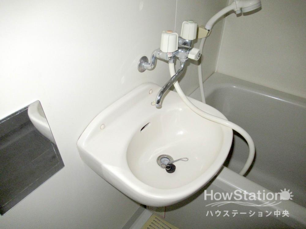 洗面設備　他号室参考写真