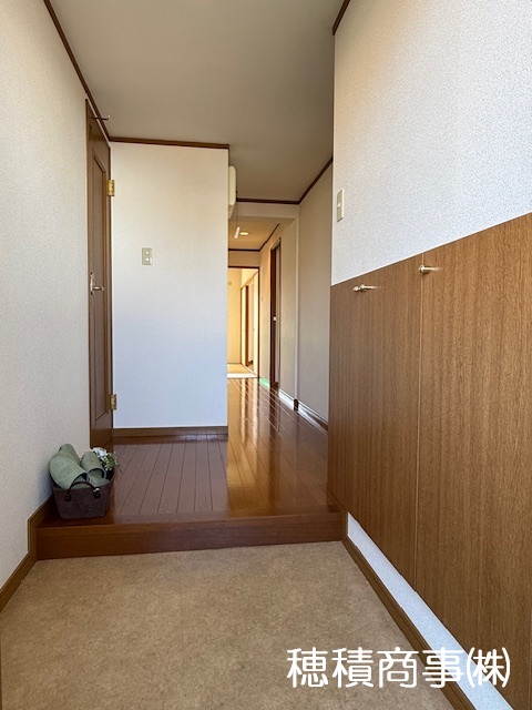 玄関　シューズBOX付玄関