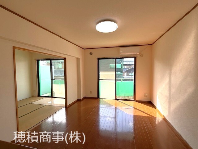 居室・リビング　ＬＤＫ（13.5帖）エアコン・照明付