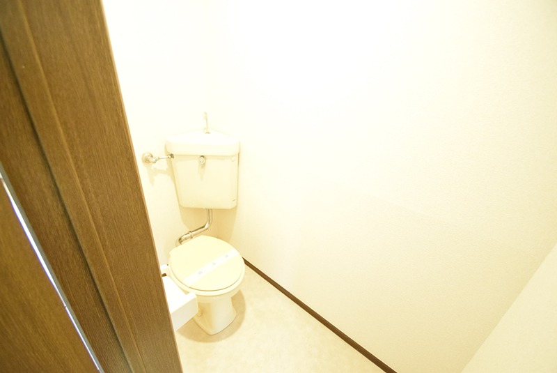 トイレ　別部屋参考
