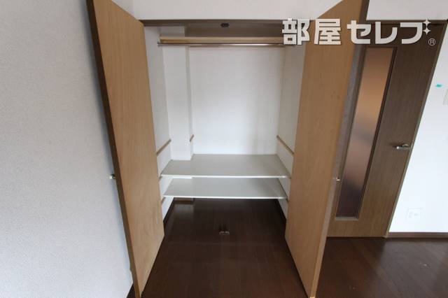 収納　※反転タイプの写真です